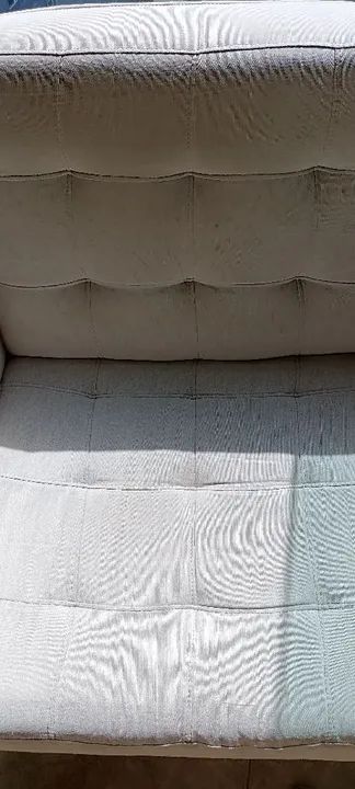 Poltrona confortável e elegante para sua sala - Foto 4