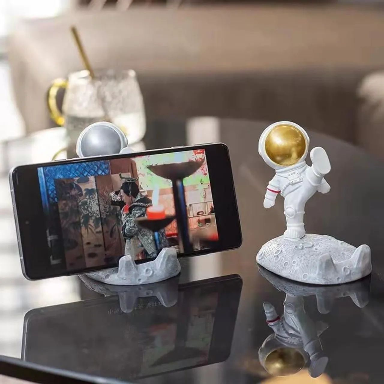 Suporte de Smartphone Universal Astronautas Decoração De Mesa - Foto 5