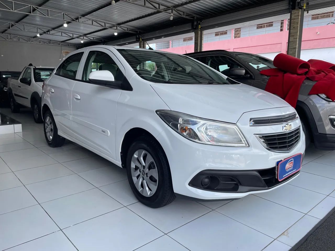 CHEVROLET ONIX HATCH LT 1.0 8V FlexPower 5p Mec. - Foto 4