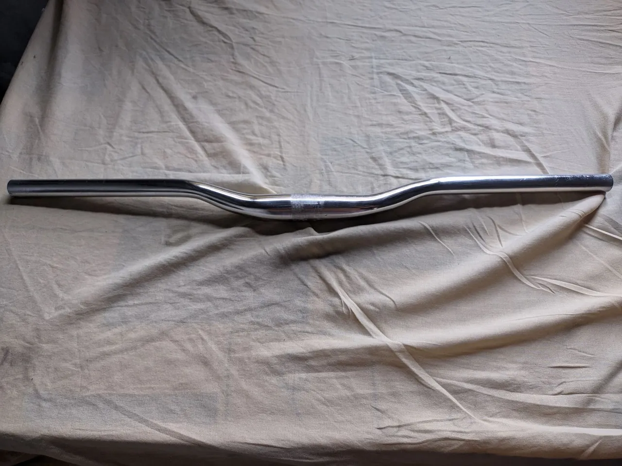 guidão GTS 710mm polido