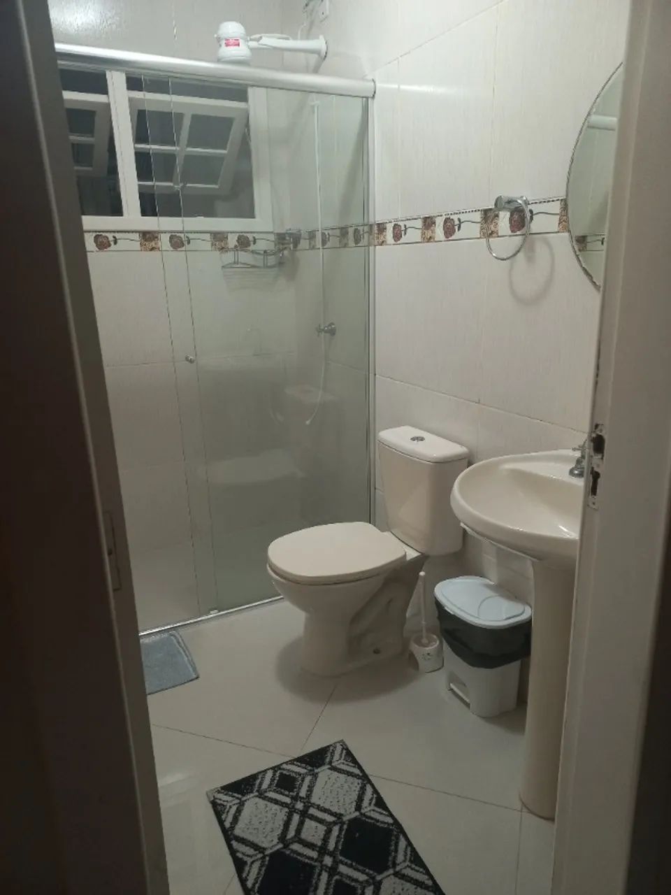 kitinetes e quartos mobiliados - Foto 6