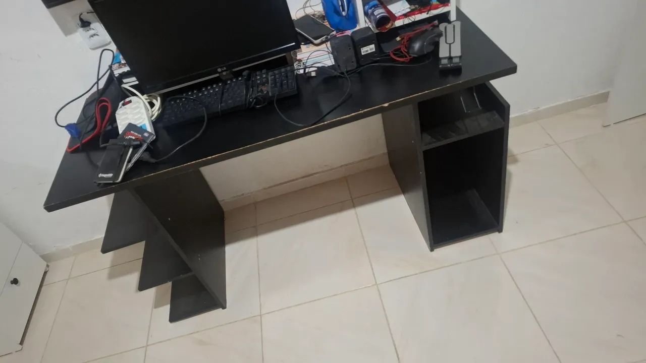 MESA ESCRIVANINHA