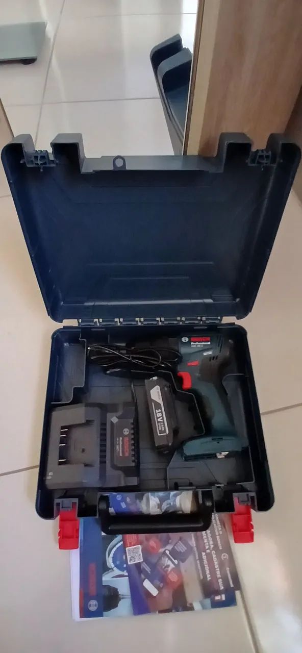 Furadeira e Parafusadeira Bosch GSR 12V-140 FC - Foto 3