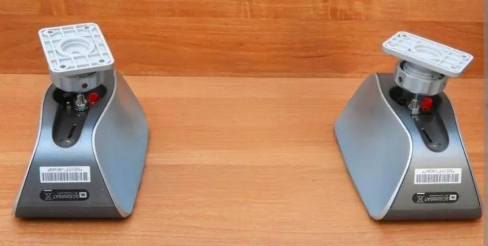 Par de caixas de som satélites JBL SCS200 - Foto 2