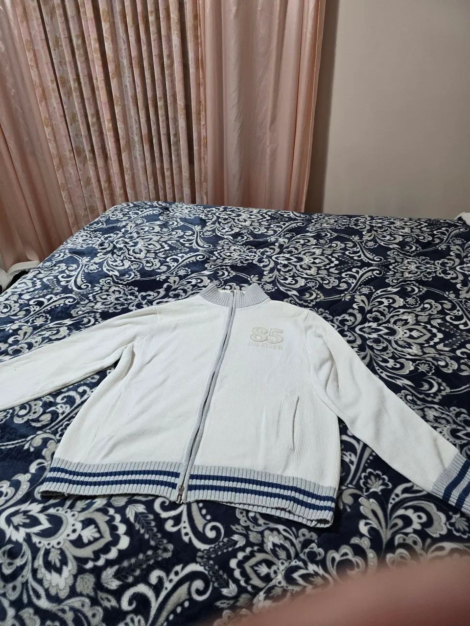 Casaco Tommy Hilfiger com bordado - Original