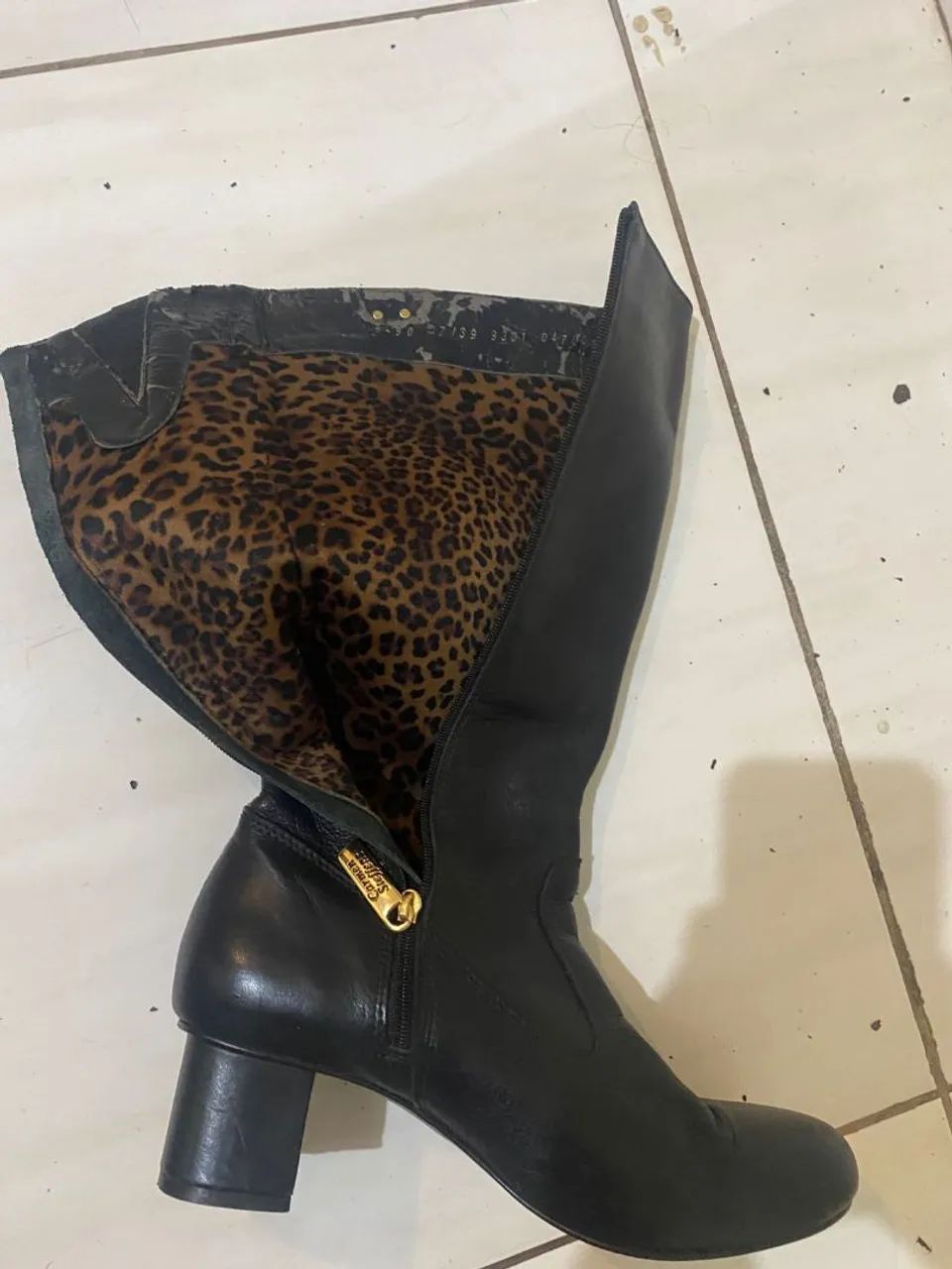 Vende se botas - Foto 3