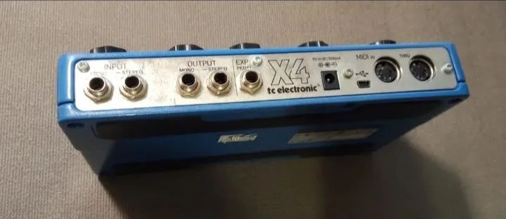 Pedal TC Electronic Flashback X4 Delay & Looper (Bogner La Grange) - Foto 3