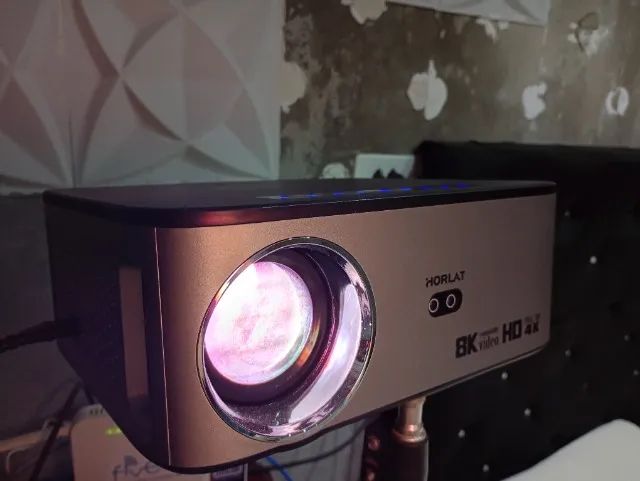 Projetor Holart t09 - 3 Meses de Uso moderado - Foto 2