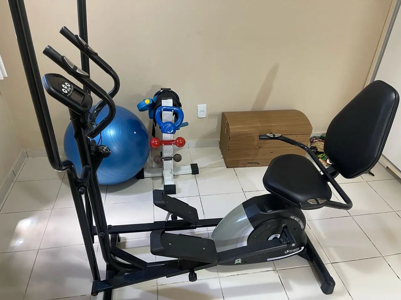 Cadeira ergométrica multifuncional