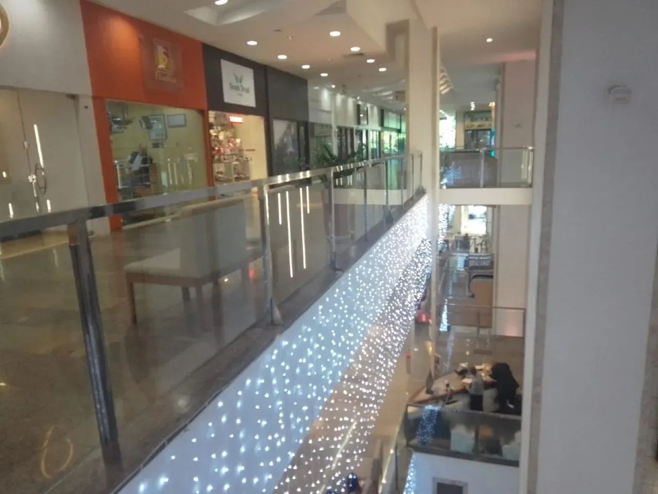 Loja com mezanino para alugar no Shopping 5a. Avenida ! - Foto 3