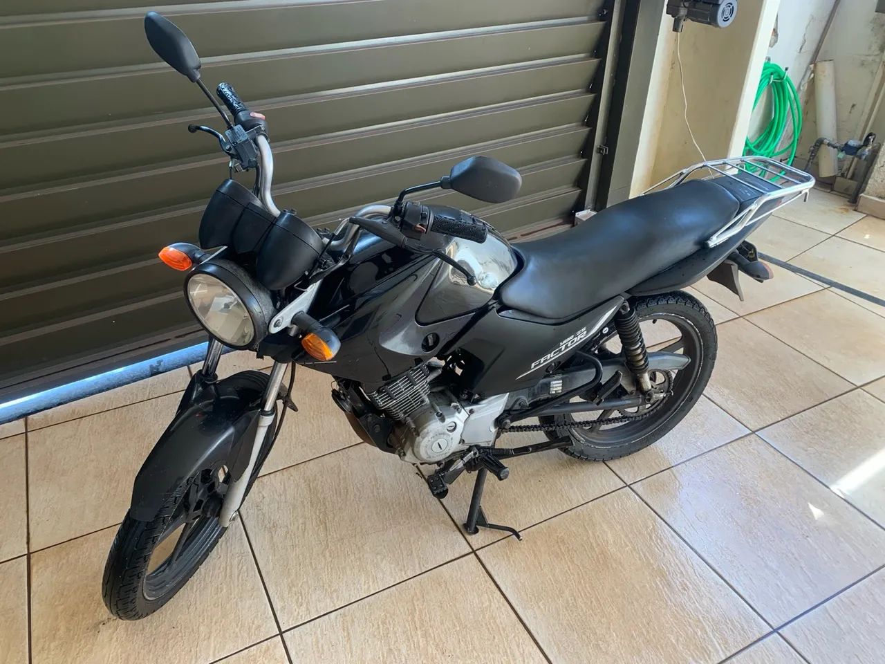 Moto Factor 125 - Foto 2
