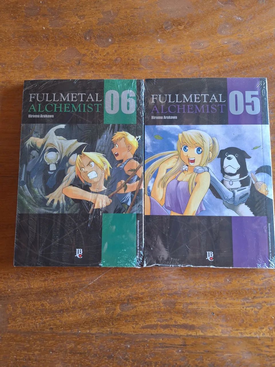 Mangá FullMetal Alchemist vol 1 ao 10 - Foto 4