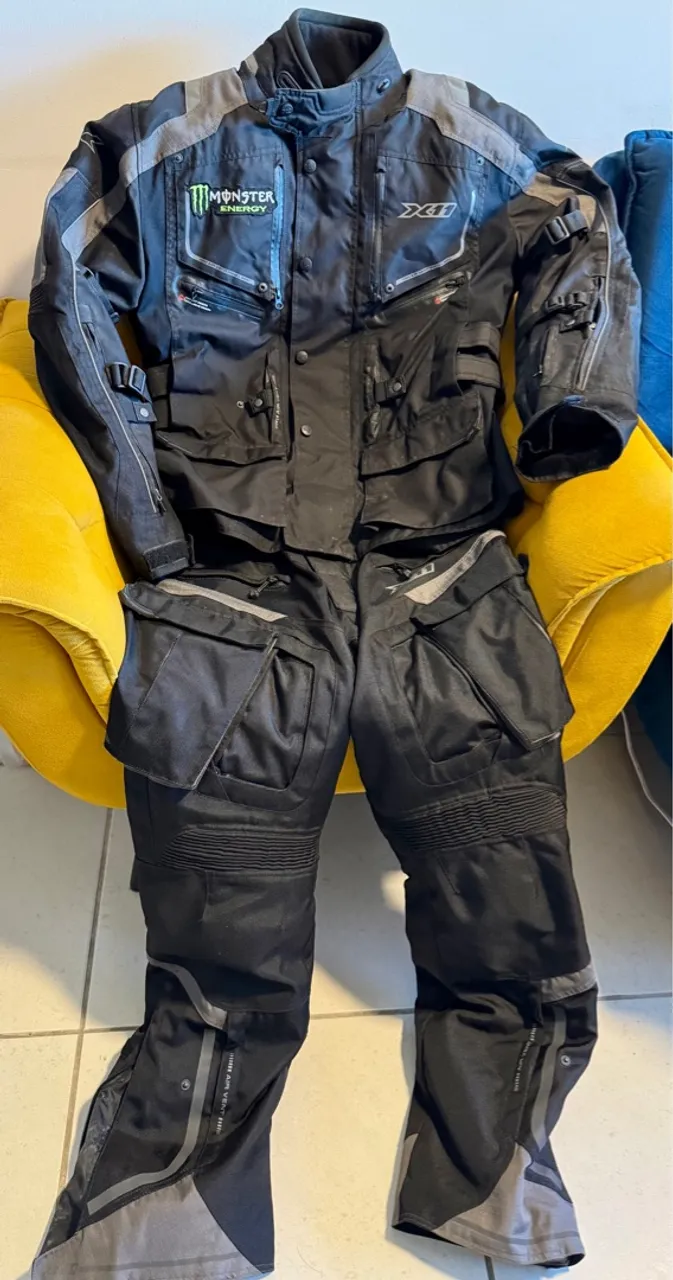 Conjunto de Roupas de Moto X 11 + Sapatilha + Capacete