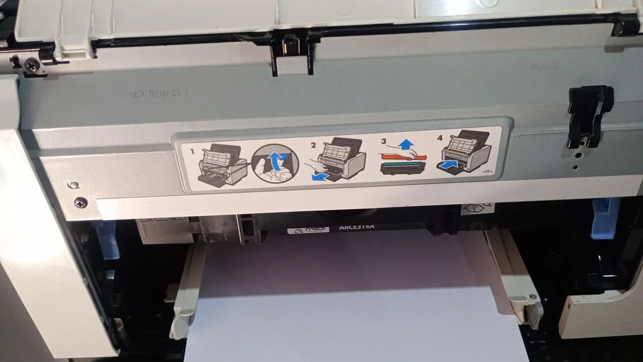 Impressora HP LaserJet Color CP1025 - Foto 2