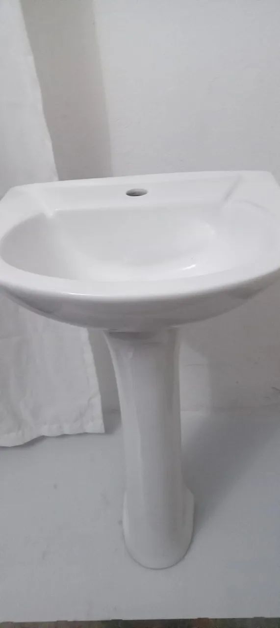 Pia com Coluna Celite64529720971393120