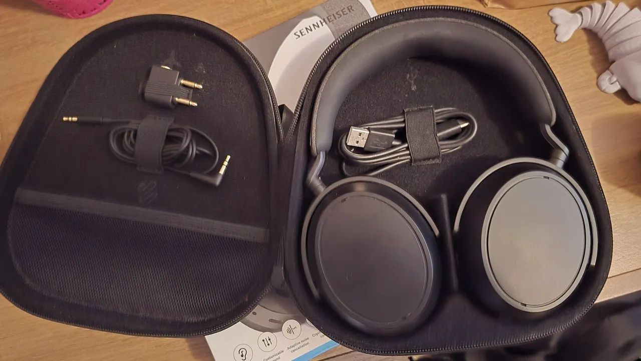 Fones de Ouvido Sennheiser Momentum 4 Wireless - Foto 2