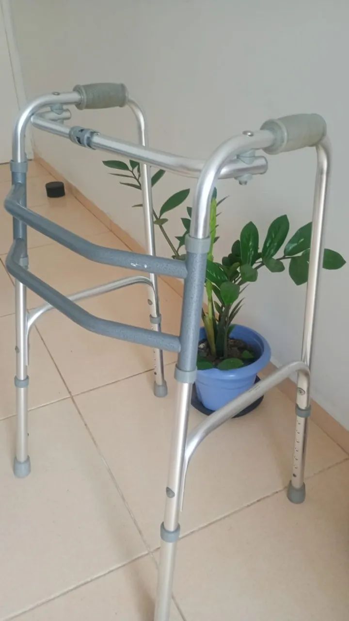 Andador adulto - Foto 2