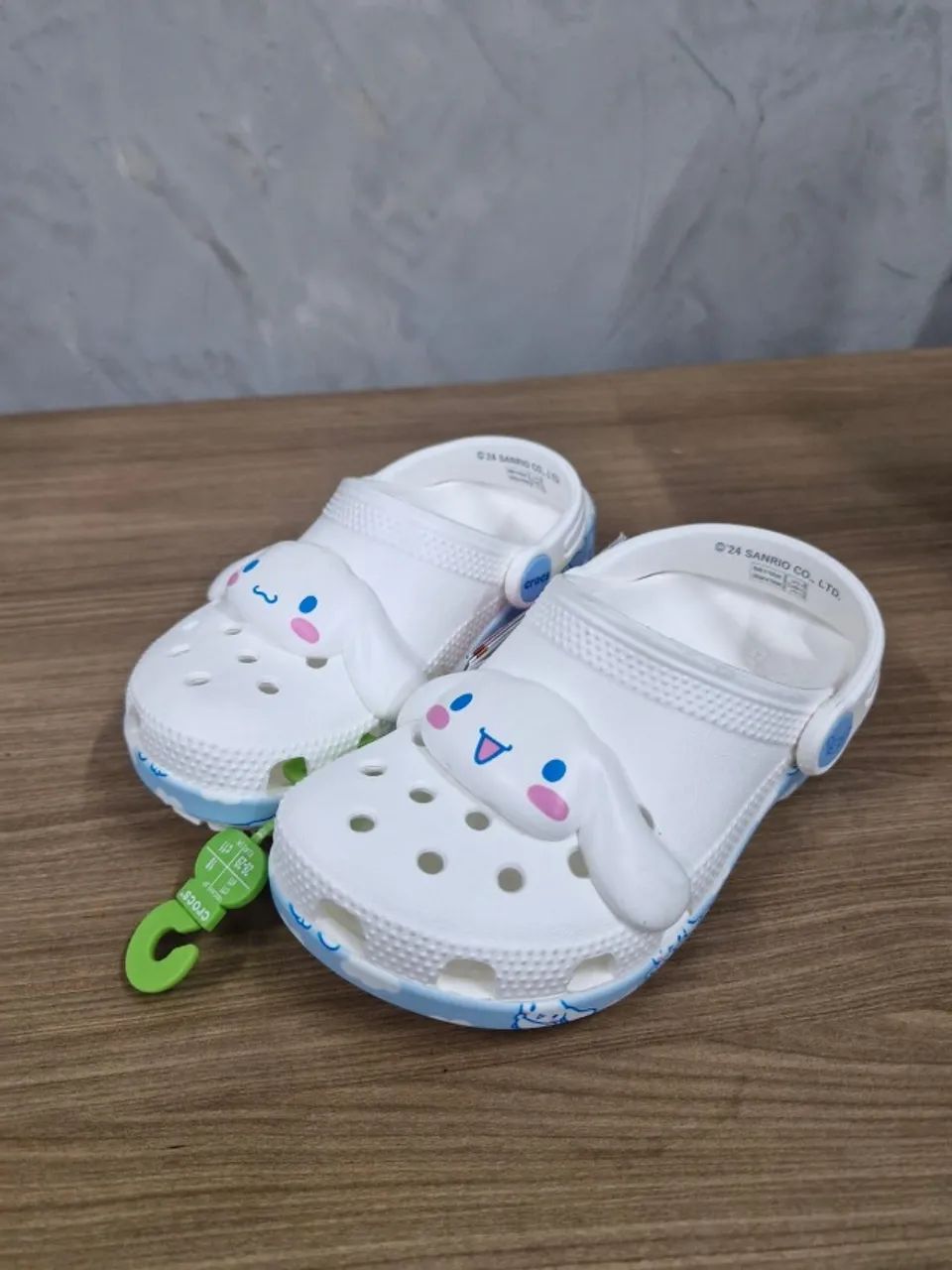 Sandália Crocs Cinnamoroll Classic Clog Infantil