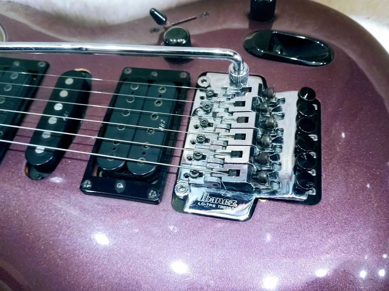 Guitarra superstrato Ibanez Ergodyne  - Foto 5