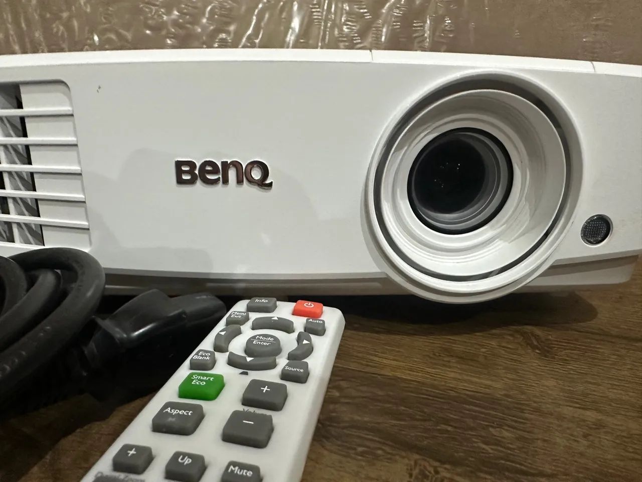 Projetor BenQ MW526 - 3200 lumens - Foto 6