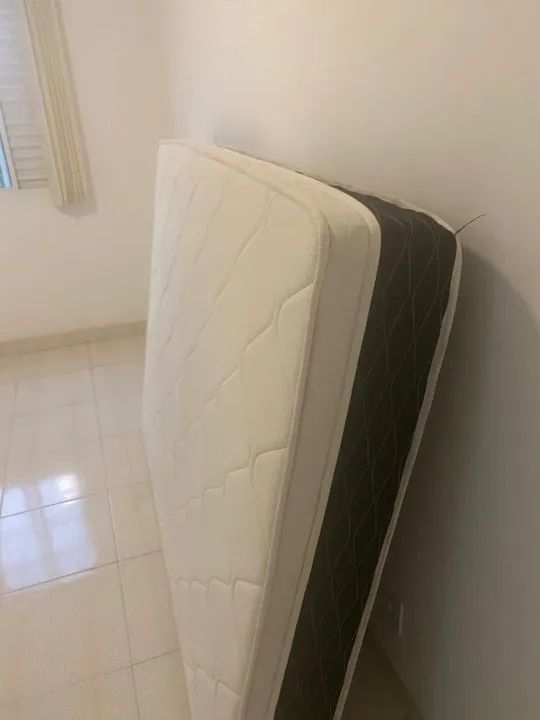Colchão de Casal Umaflex  24x138x188 cm - (USADO)