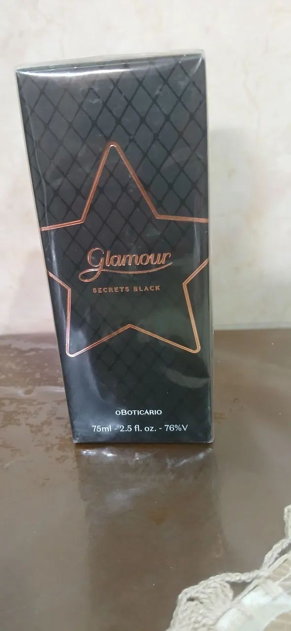 Perfume Glamour Secrets Black - O Boticário