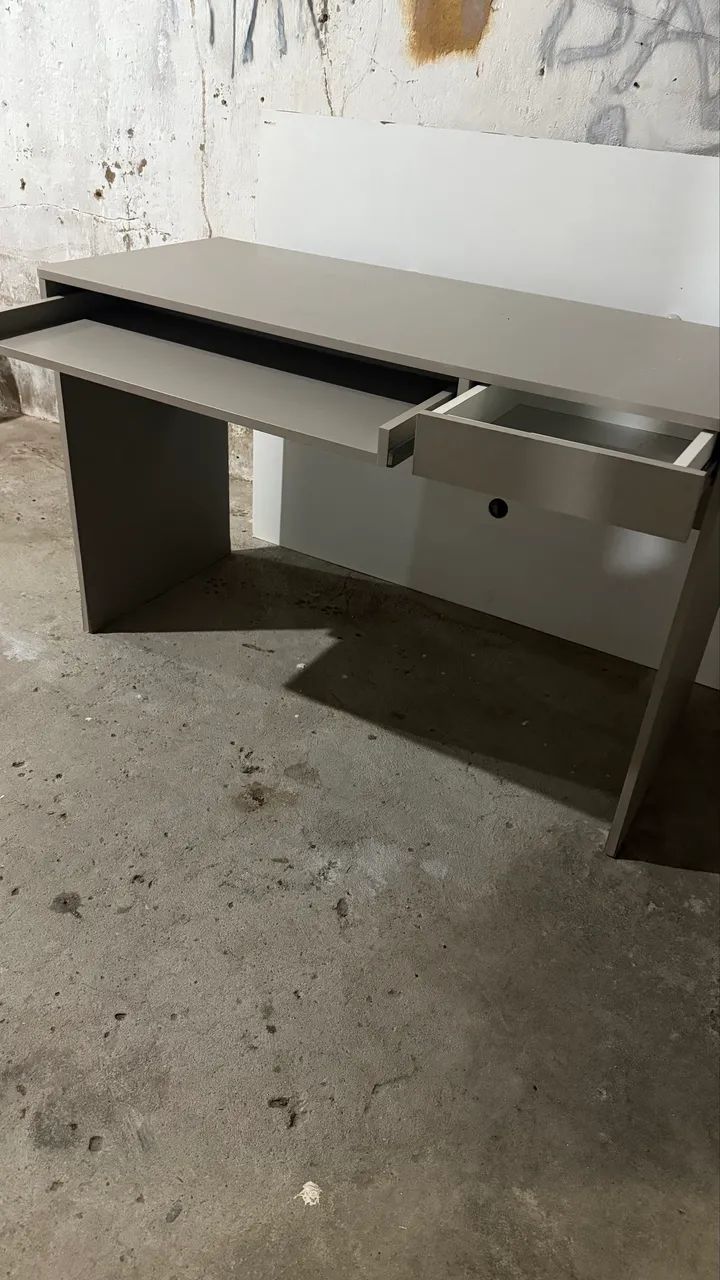 Computer desk 64397051202433122