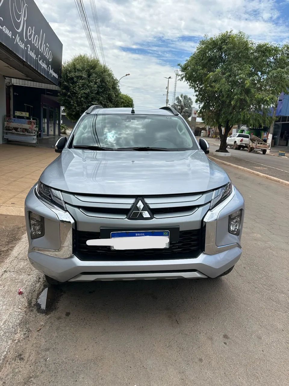 Mitsubishi L200 Triton Sport HPE 2.4 CD Diesel Aut. 2023 - Foto 4