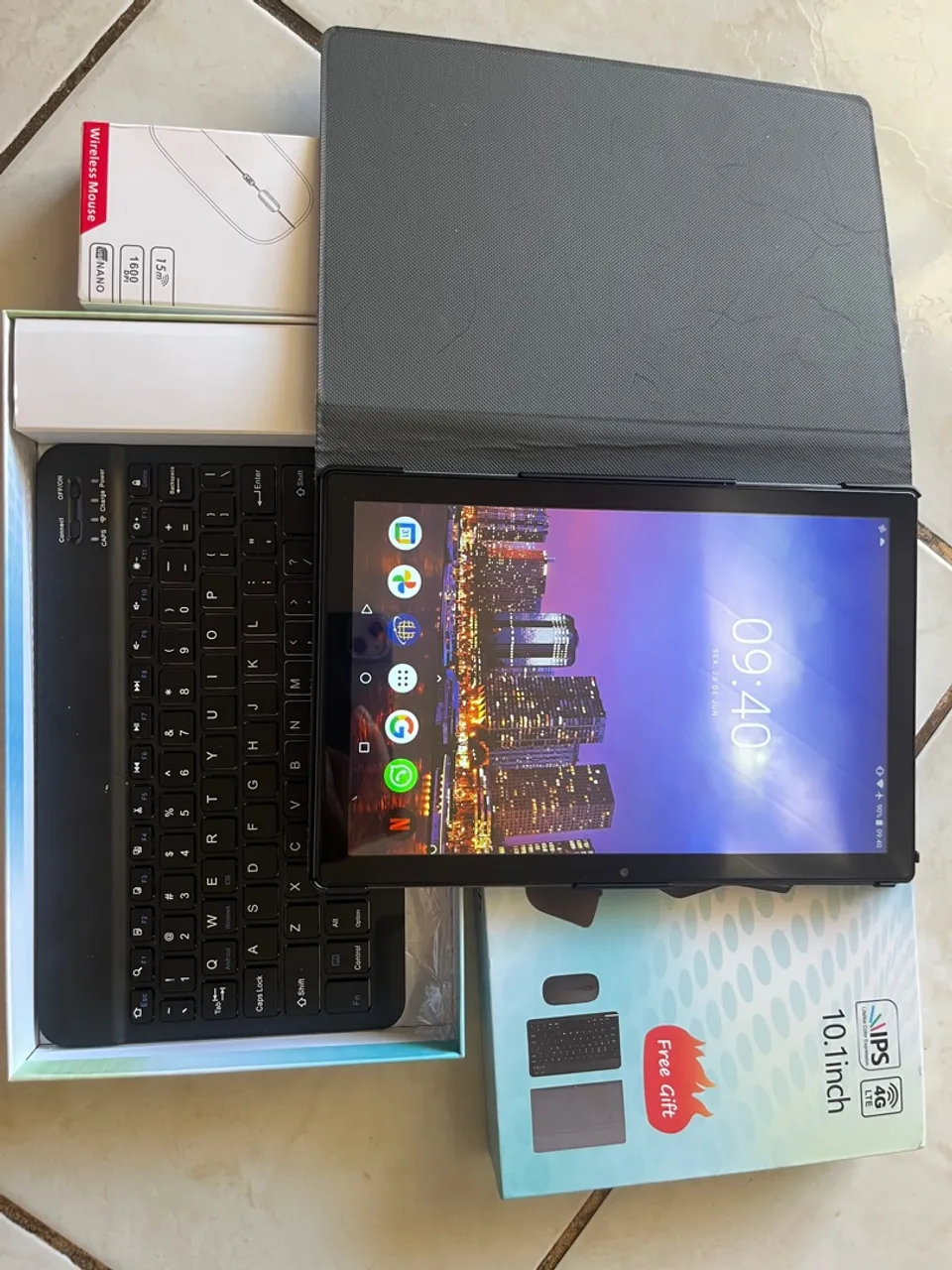 Tablet 10.1 polegadas com Teclado e Mouse Sem Fio - Novo