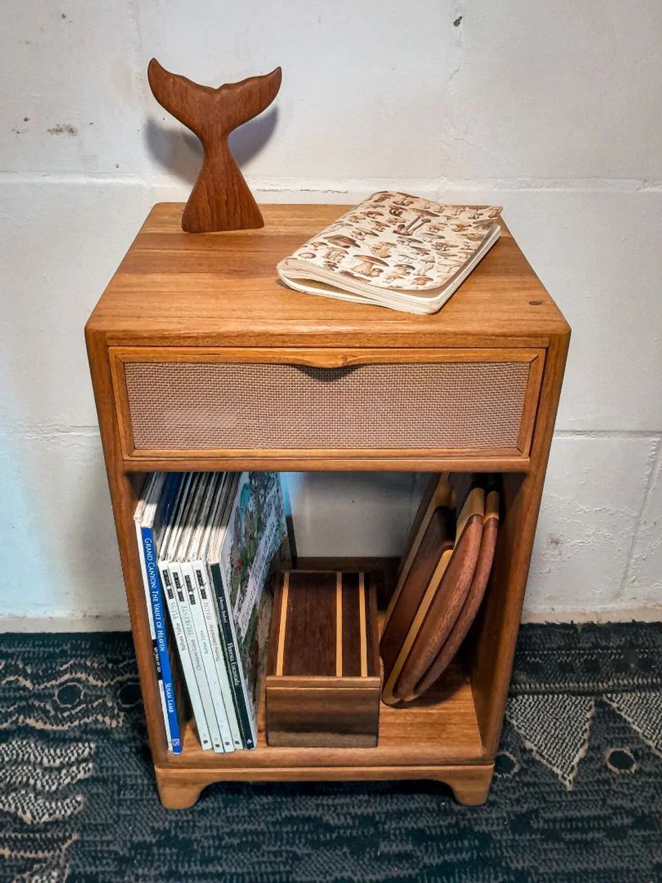 Mesinha de cabeceira autoral - Foto 2