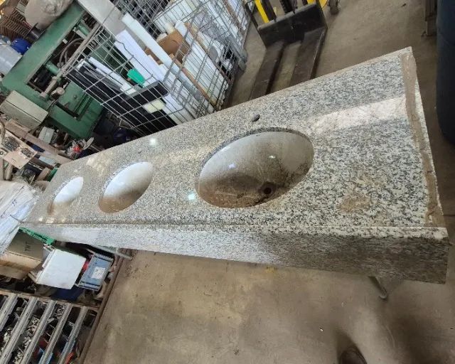 Bancada De Granito Com 3 Cuba De Embutir Triplo  - Foto 2