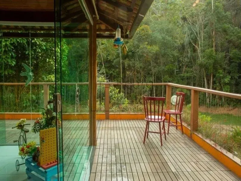 Propriedade Comercial à Venda em Marechal Floriano-ES: 94 Quartos, 12 Suítes, 7 Banheiros,