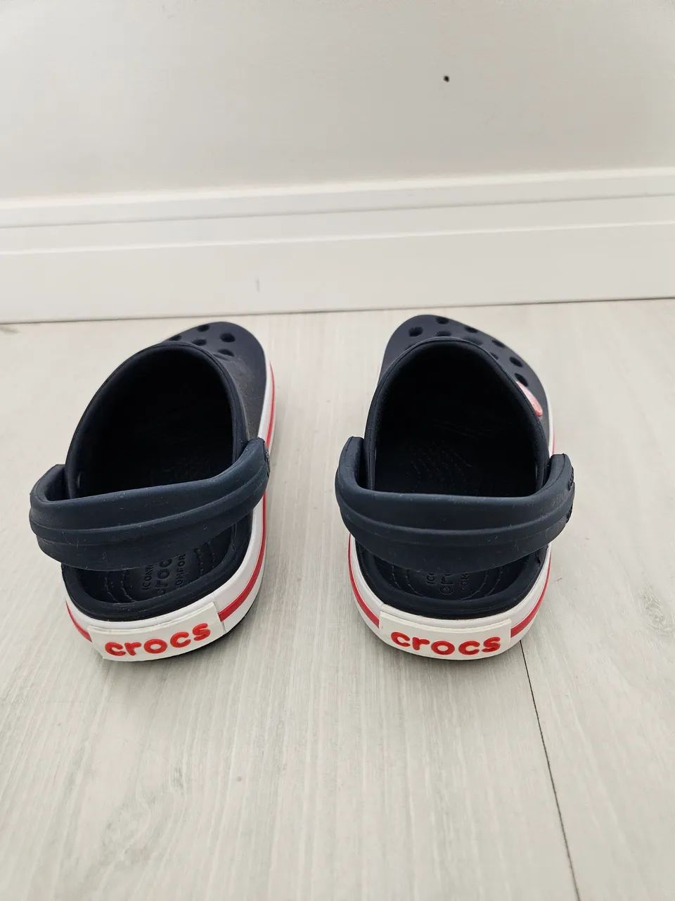 Crocs infantil C8 - 24 - Foto 4
