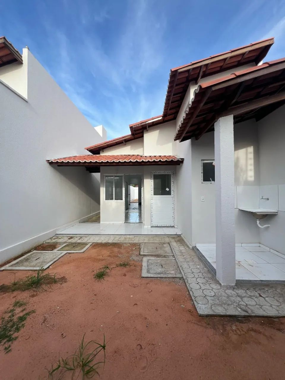 Casa  com três quartos sendo  dois  suites  no Eusébio - 75m² - Foto 4