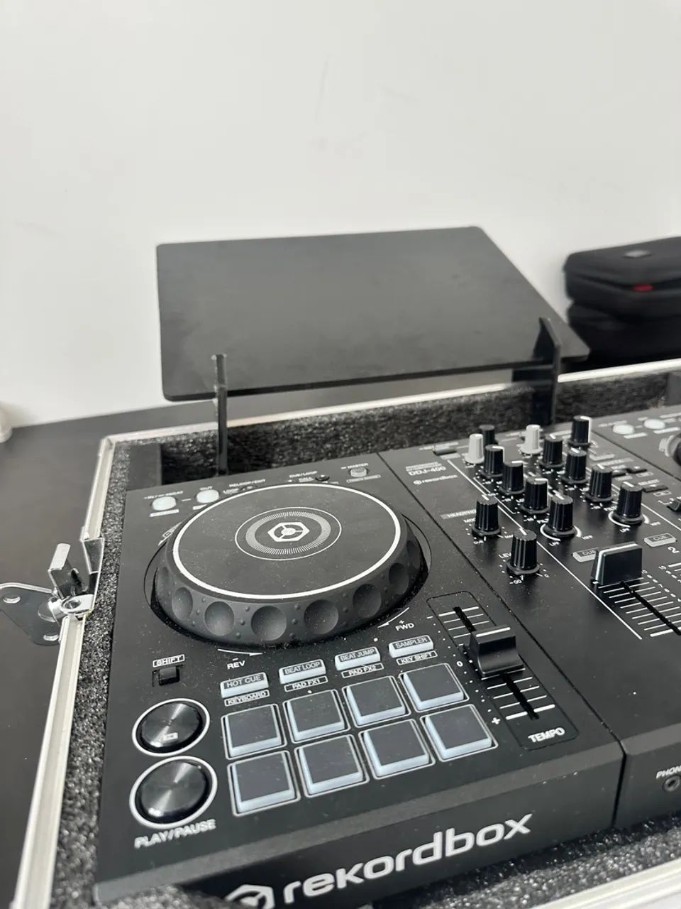 Controladora DJ Pioneer DDJ-400 - Foto 2