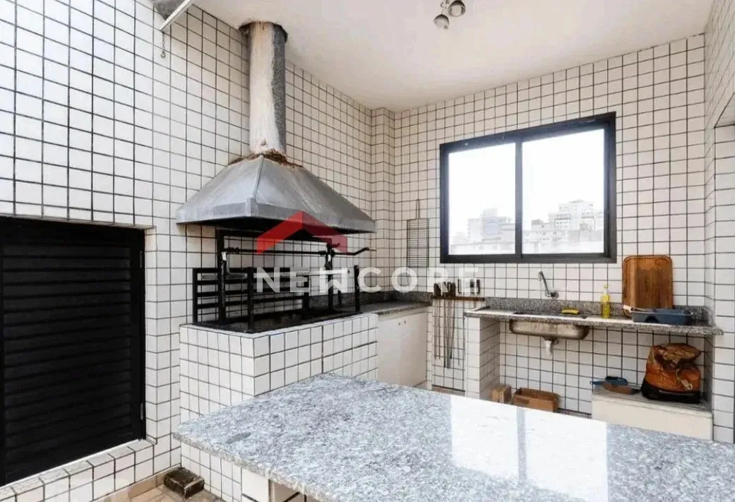 Apartamento em Avenida Doutor Bernardino de Campos - Pompéia - Santos/SP