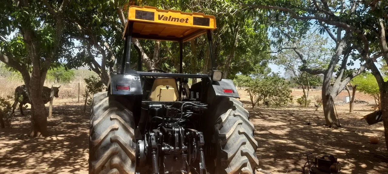 Valmet 885 com grade 14 disco e carrata - Foto 3