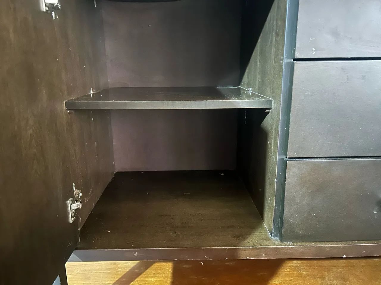 Rack de madeira com 3 gavetas - Foto 4