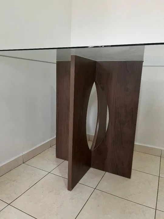 MESA COM TAMPA DE VIDRO 1M x 1M - Foto 2