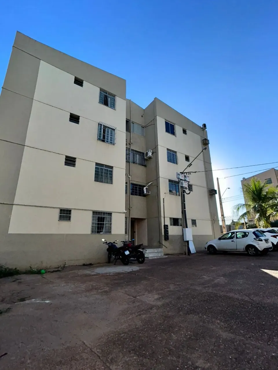 Apartamento térreo a venda