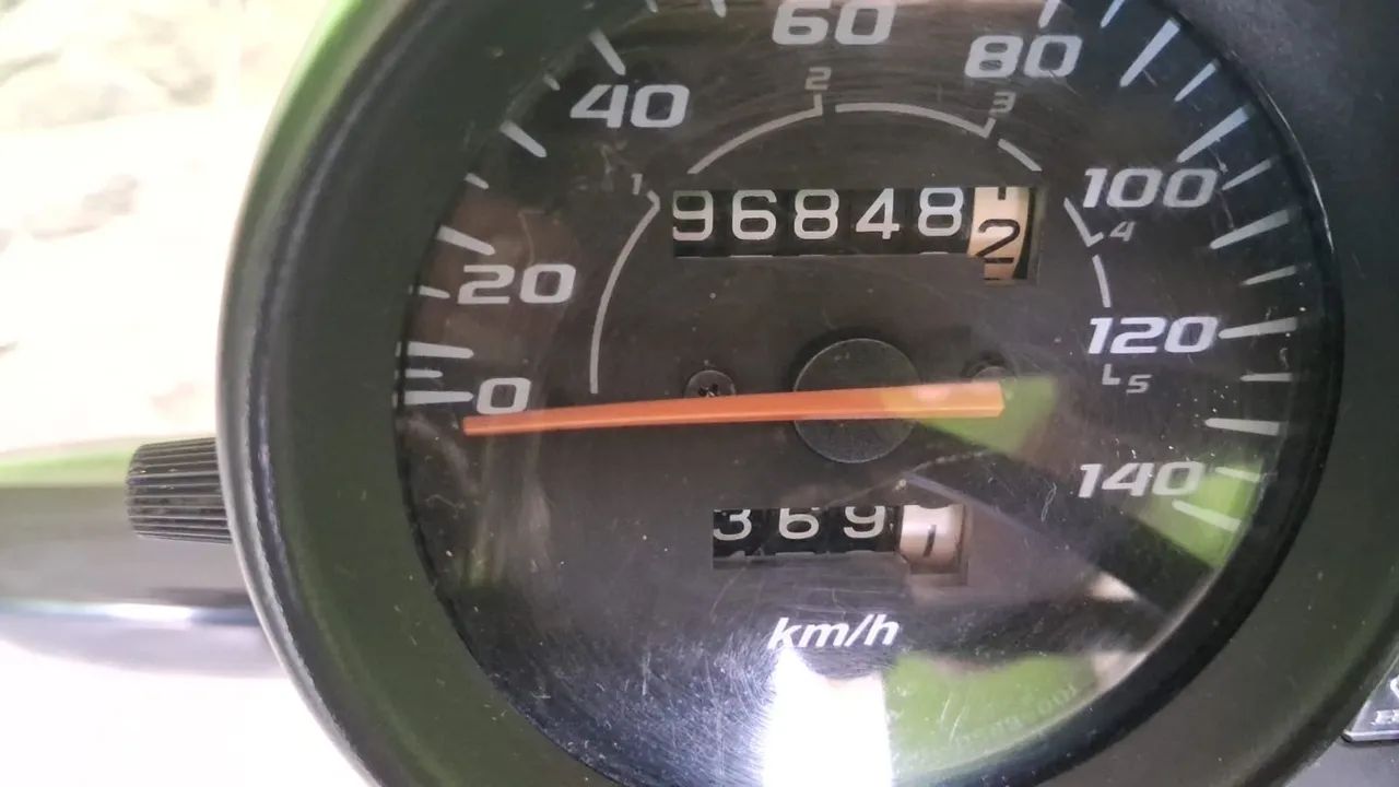 Vendo 150 ESD completa com manual 