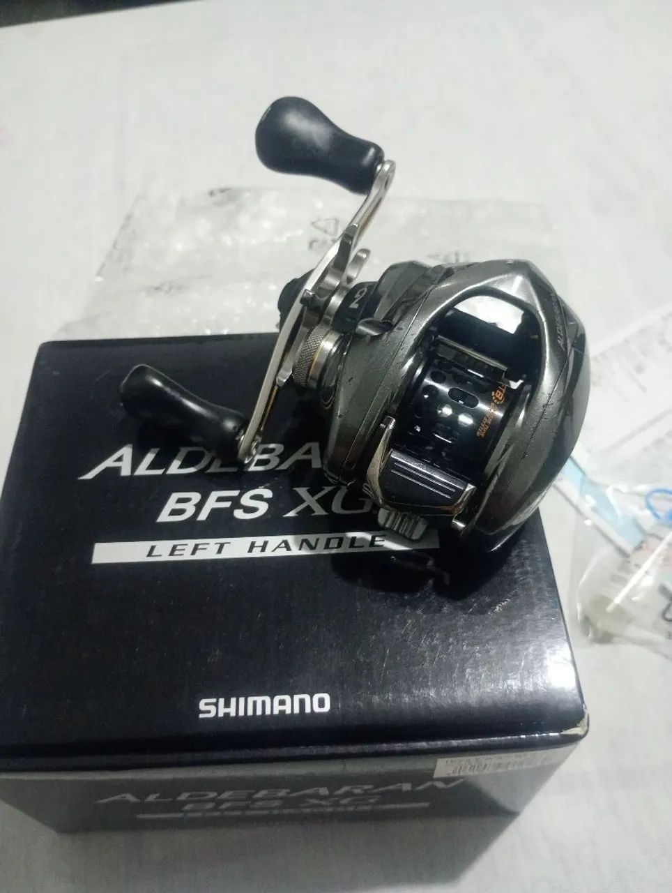 Shimano Aldebaran BFS XG Left Handle - Esportes Aquáticos - Parque