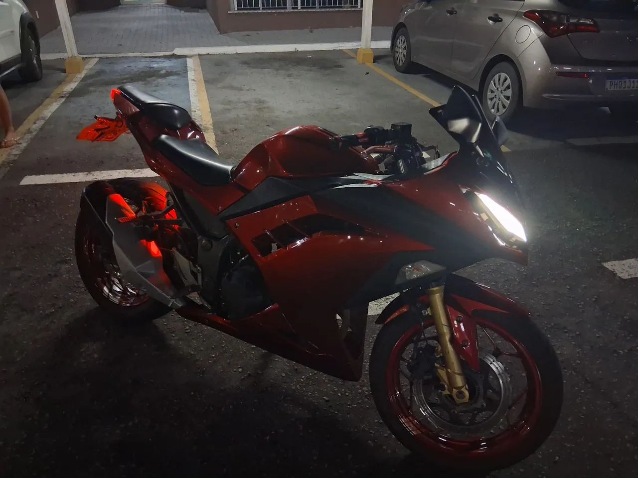Kawasaki Ninja 300 - Foto 3