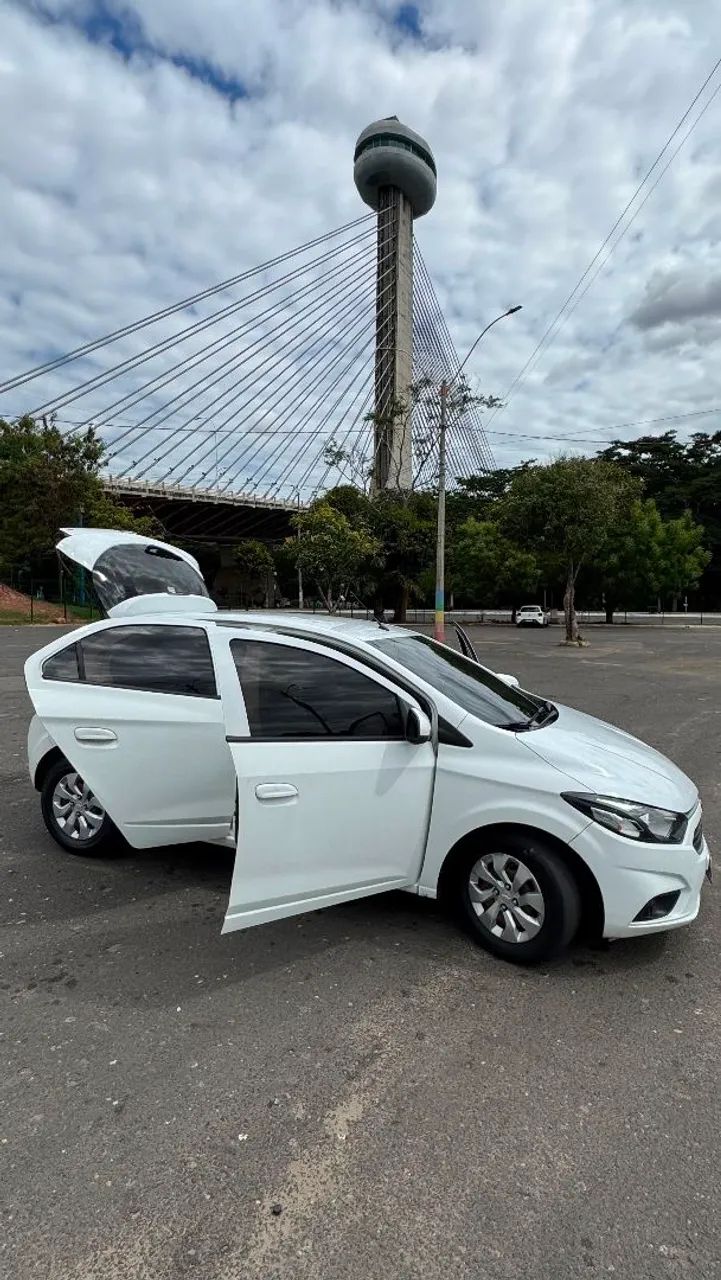 Chevrolet Onix 2018
