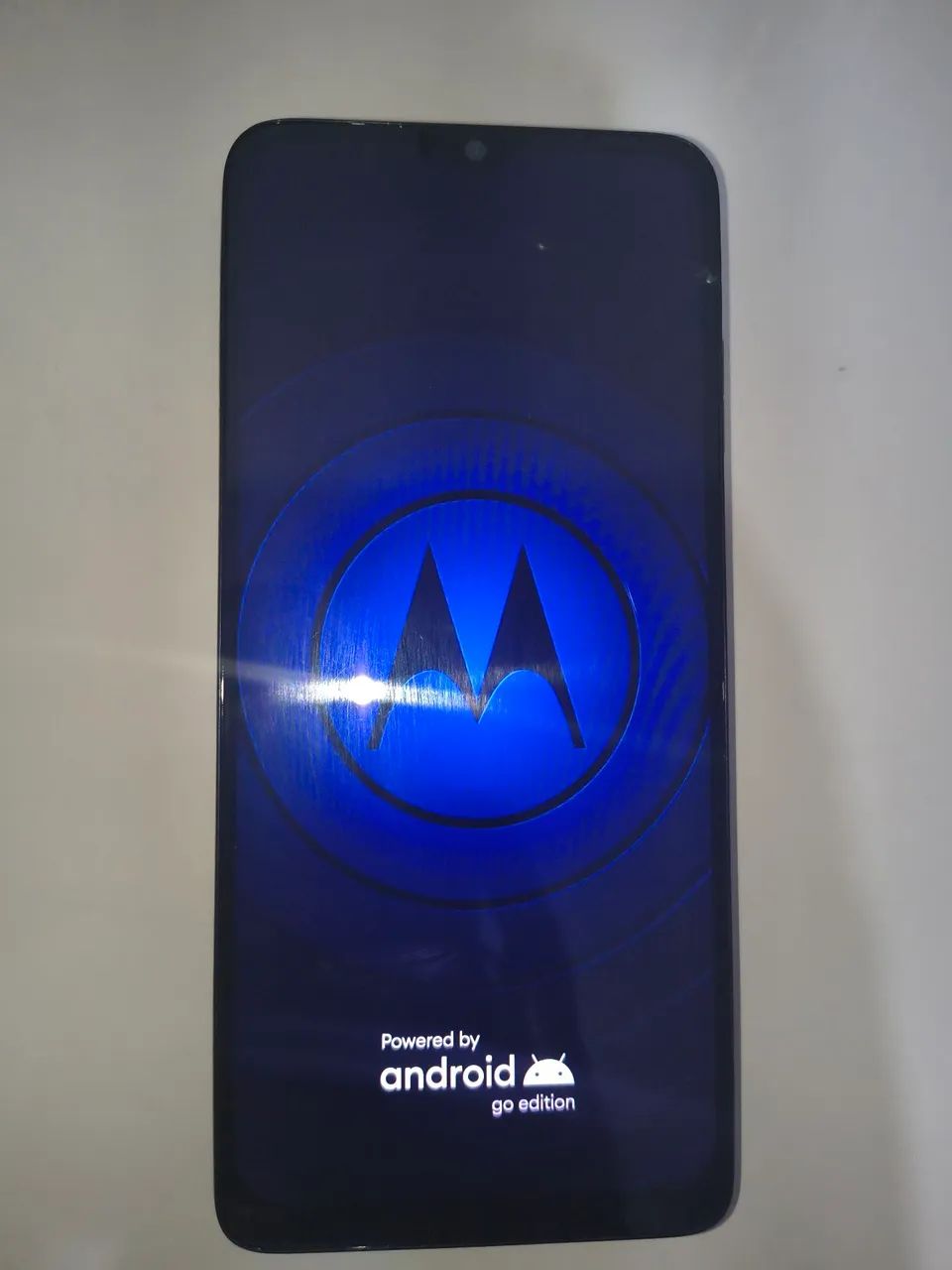 Motorola E 22