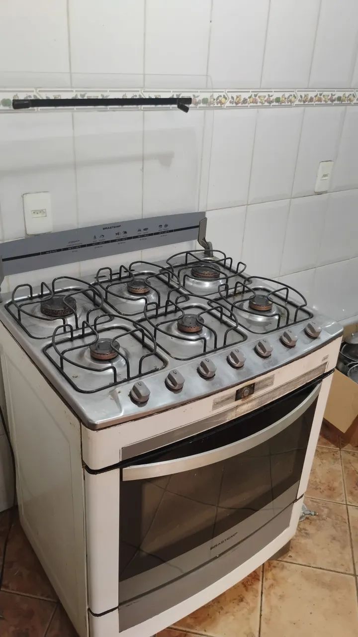 Fogão Brastemp 6 bocas 
