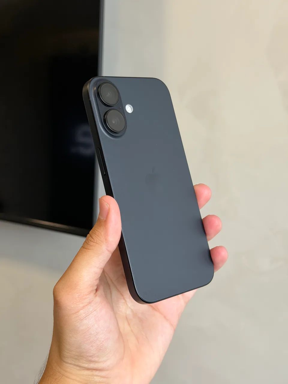 iPhone 16 128gb Preto Garantia Apple - Foto 2