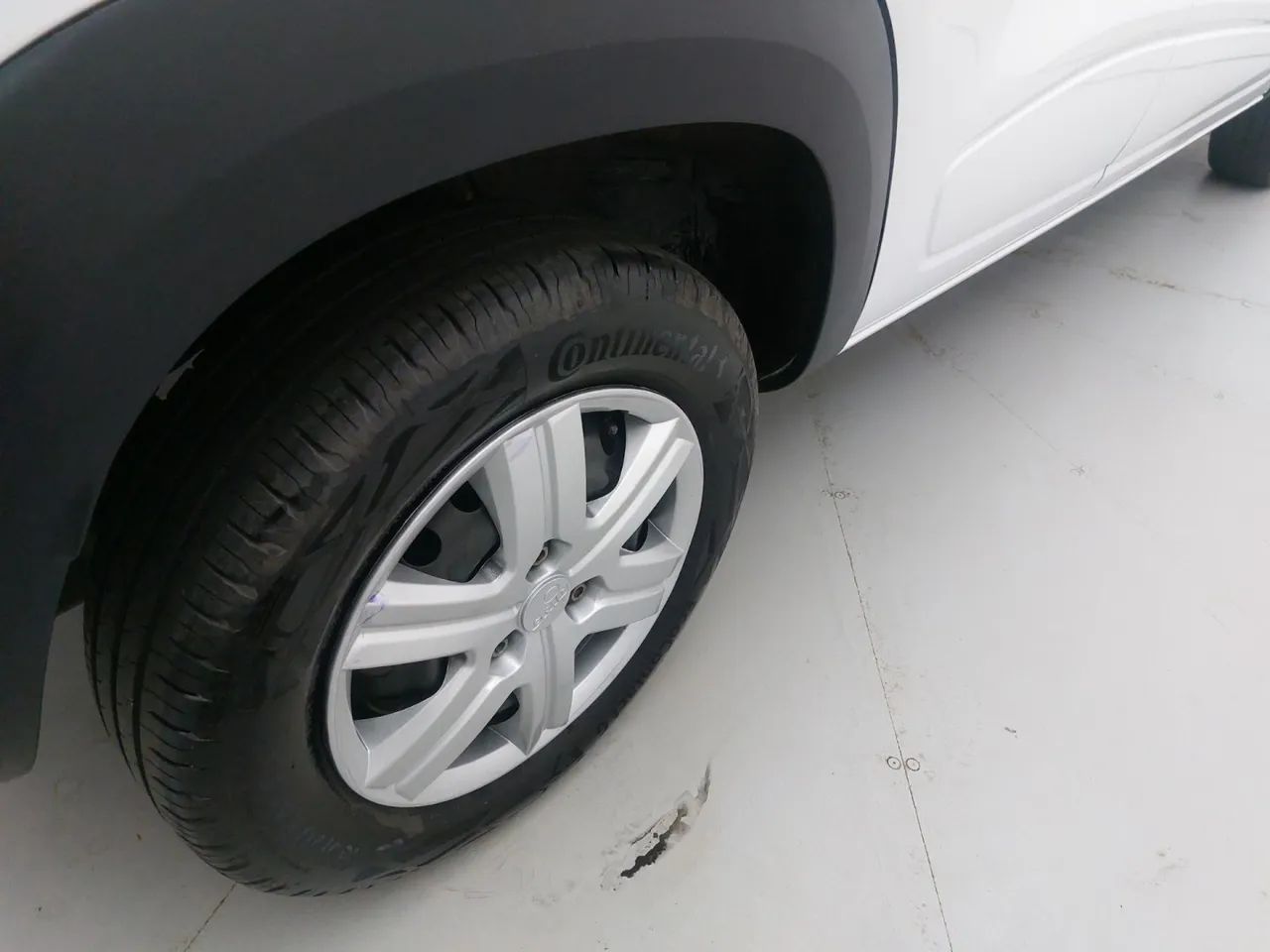 Renault Kwid 1.0 Zen, foto 14 de 18
