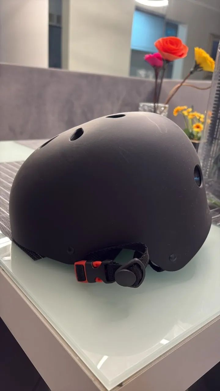 CAPACETE