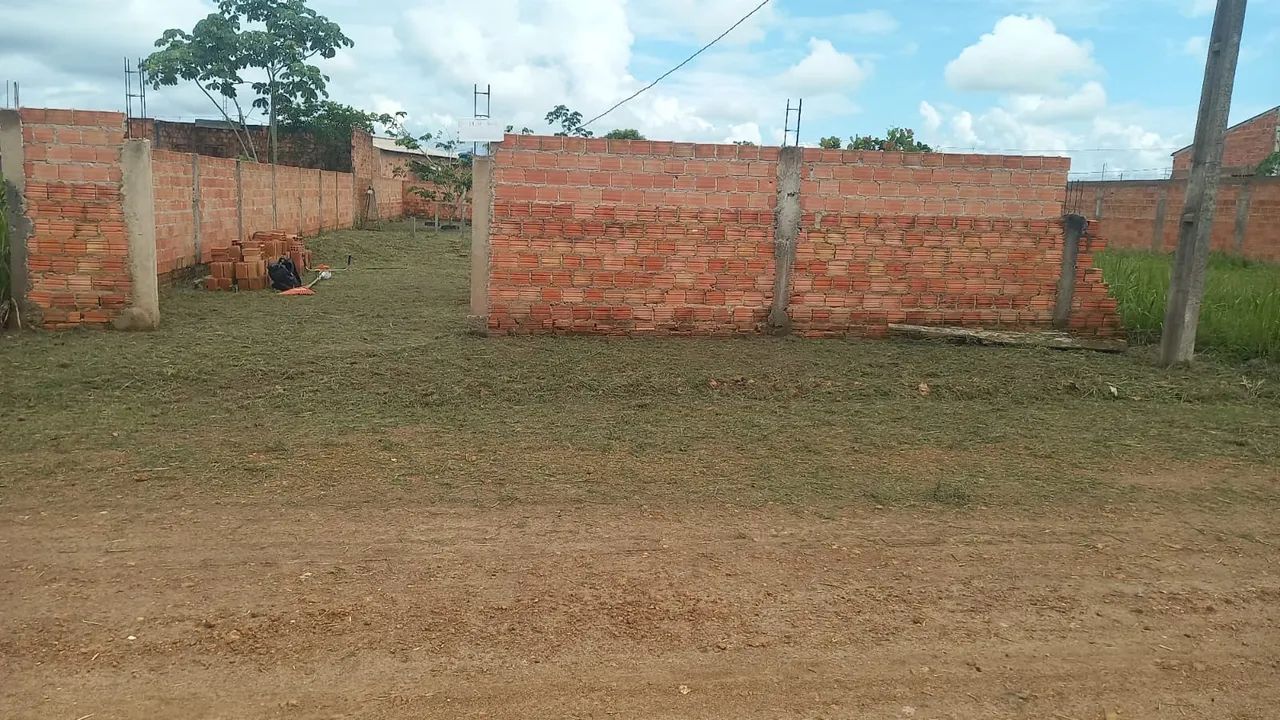 TERRENO A VENDA 